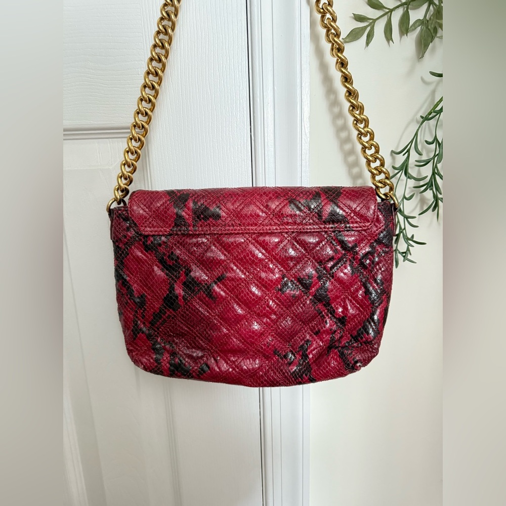 Marc Jacob’s Phython Quilted Leather and Gold Elegant Red Quilted Shoulder Bag - Picture 2 of 11